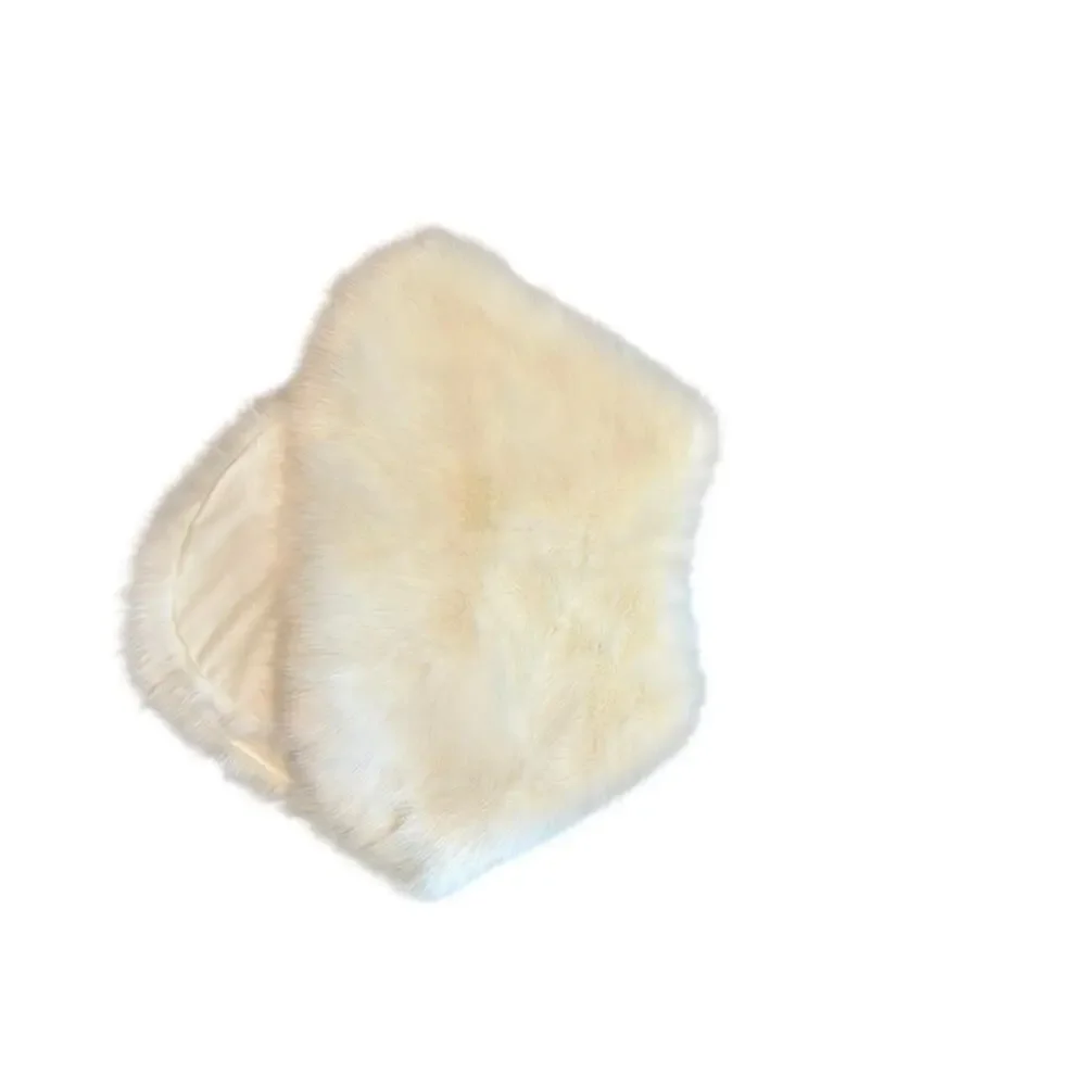 Sissily Designs faux fur shawl, ivory white size medium